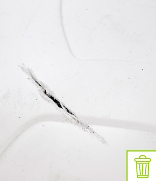 Prasklá vnější skořepina Prasklá vnější skořepina